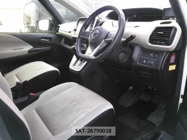 Nissan SERENA 2017 8773171-3