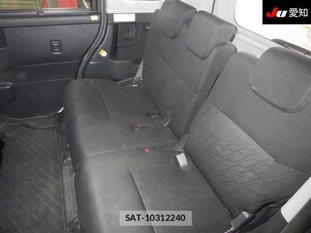 Toyota ROOMY 2019 8912114-4