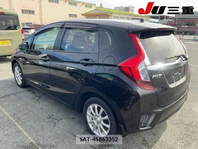 Honda FIT 2013 8862121-1