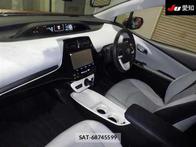 Toyota PRIUS 2016 8911312-3
