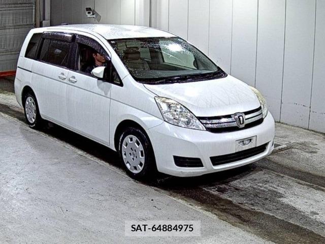 Toyota ISIS 2015 8777960-0