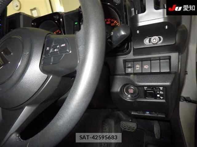 Suzuki JIMNY SIERRA 2024 8916199-5