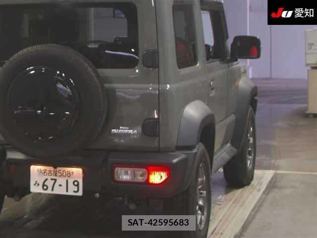 Suzuki JIMNY SIERRA 2024 8916199-8