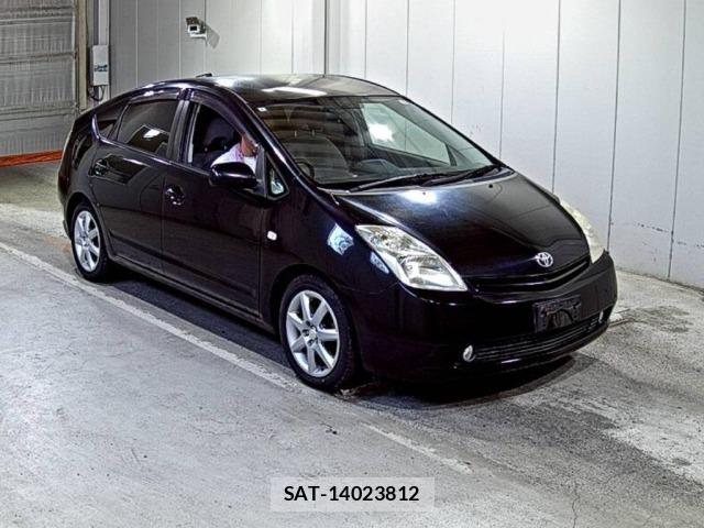 Toyota PRIUS 2004 8692024-0