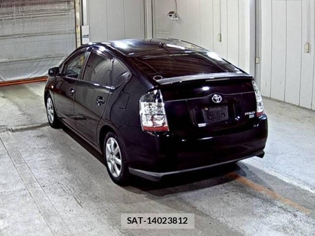 Toyota PRIUS 2004 8692024-1