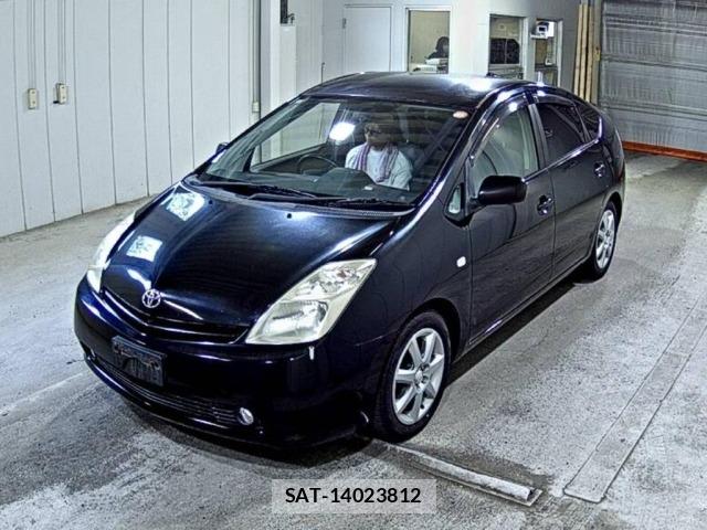 Toyota PRIUS 2004 8692024-4