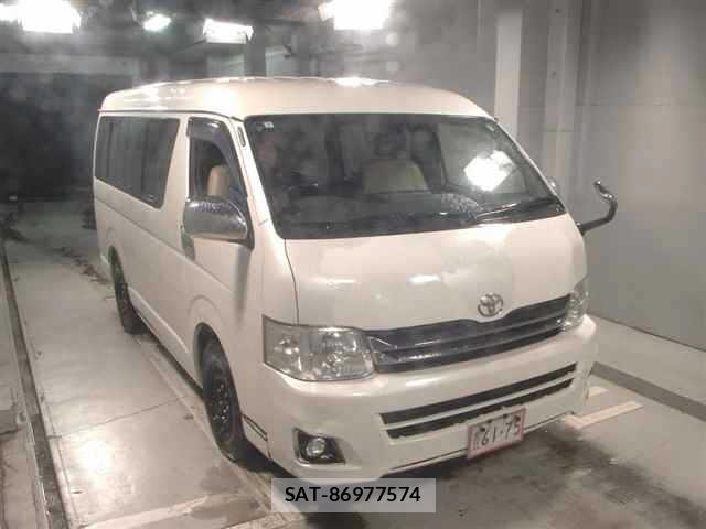 Toyota HIACE WAGON 2012 8761717-0