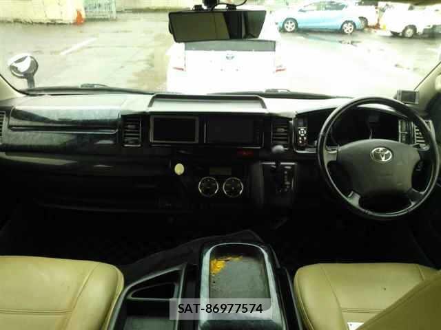 Toyota HIACE WAGON 2012 8761717-8