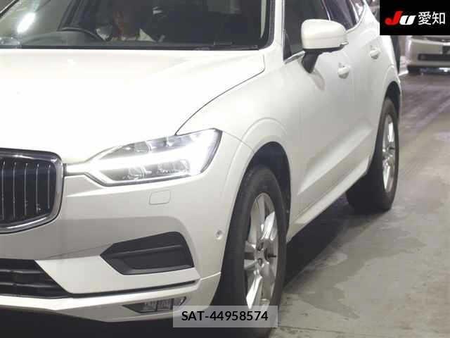 Volvo XC60 2018 8861601-7