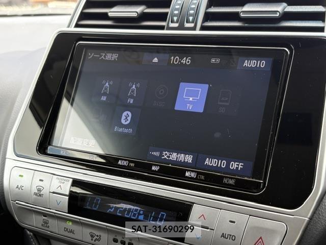 Toyota LAND CRUISER PRADO 2018 8906850-16