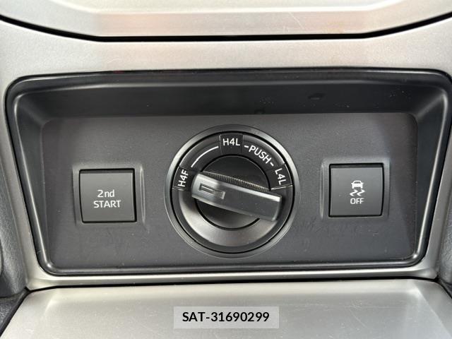 Toyota LAND CRUISER PRADO 2018 8906850-19