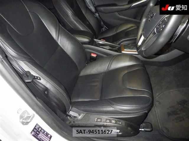 Volvo V40 2019 8862072-6