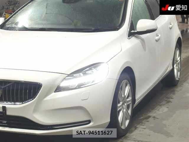 Volvo V40 2019 8862072-7