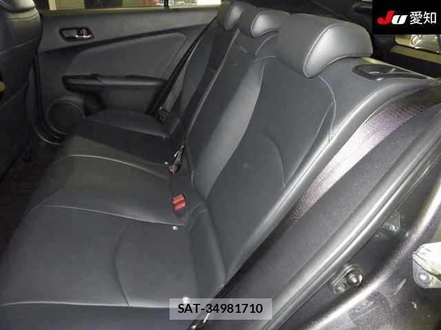 Toyota PRIUS 2016 8911323-4