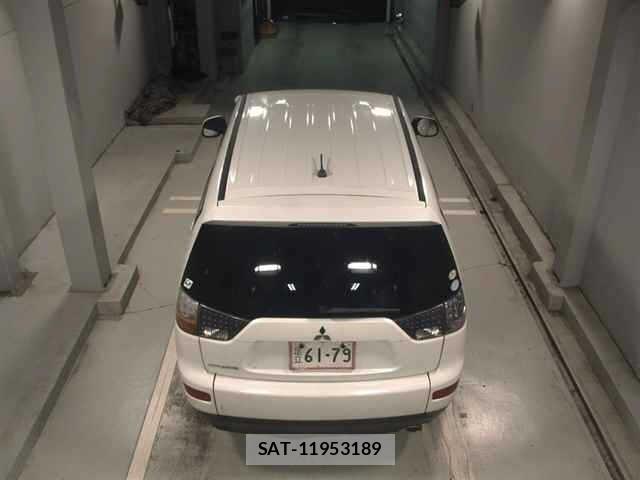 Mitsubishi OUTLANDER 2007 8676545-7