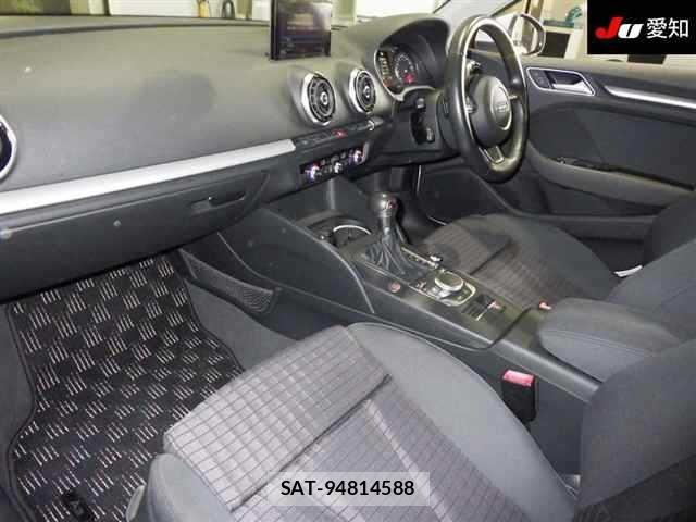 Audi A3 2015 8860022-3