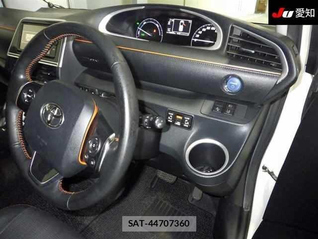 Toyota SIENTA 2017 8902842-5