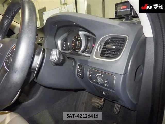 Volvo V60 2017 8868367-5