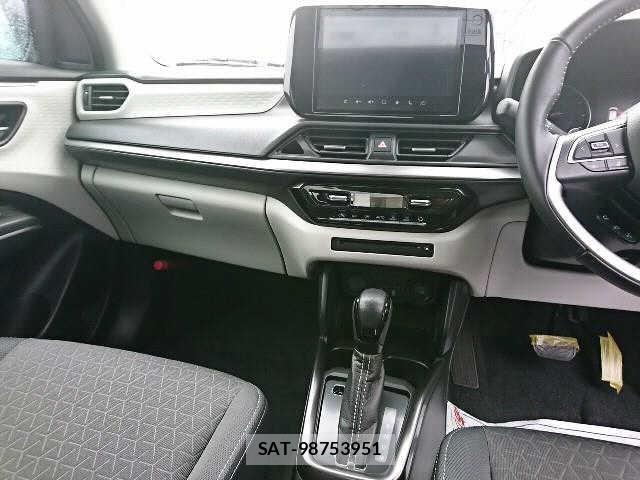 Suzuki SWIFT 2024 8953727-6