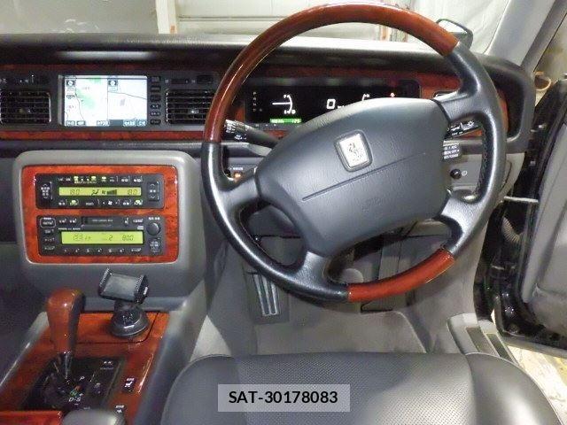 Toyota CENTURY 2014 8680972-4