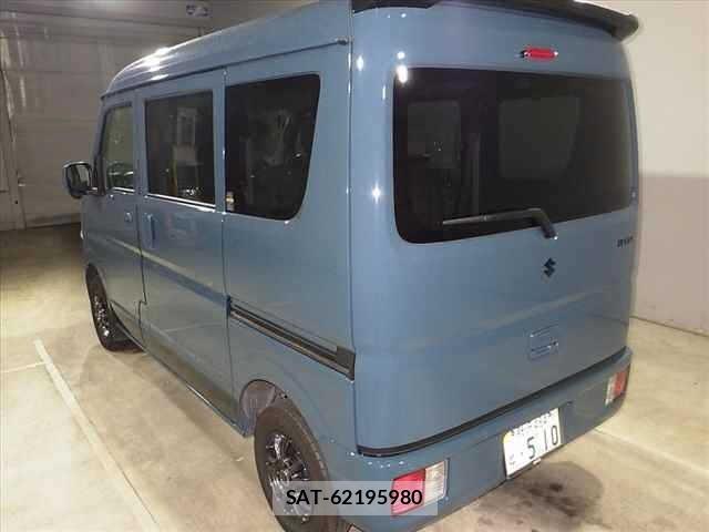 Suzuki EVERY 2025 8928127-4