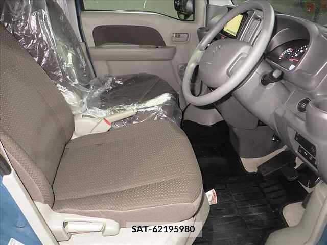 Suzuki EVERY 2025 8928127-9