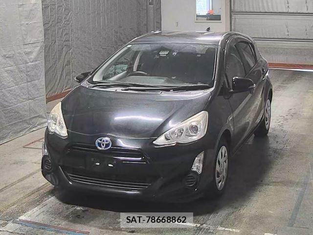Toyota AQUA 2016 8683003-0