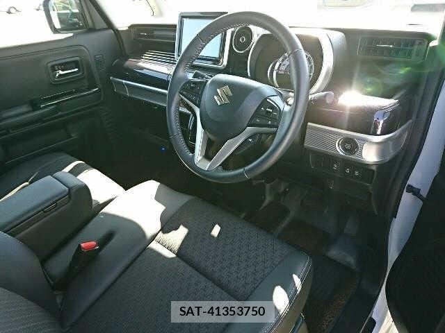 Suzuki SPACIA 2022 8913351-3