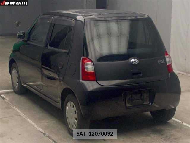 Daihatsu ESSE 2011 8700558-1