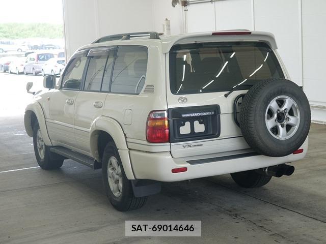 Toyota LAND CRUISER 1999 8811202-1