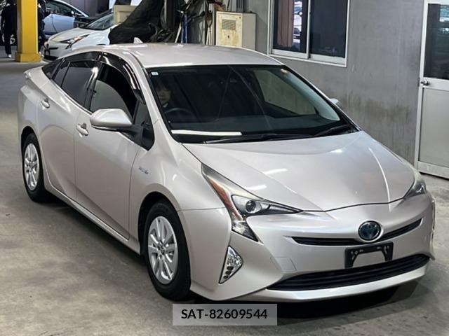 Toyota PRIUS 2015 8911617-4