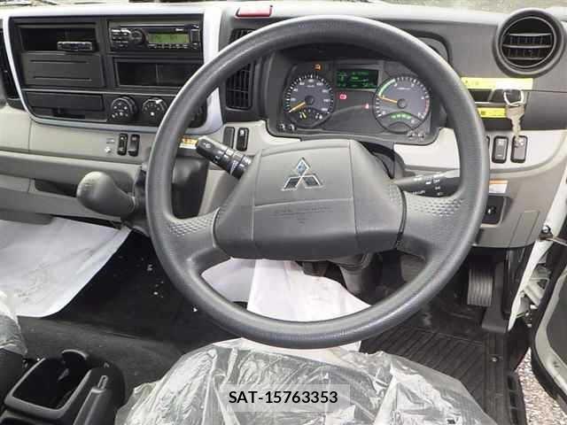 Mitsubishi CANTER 2024 8716734-8