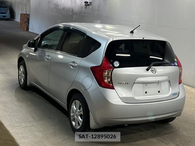 Nissan NOTE 2013 8910379-1