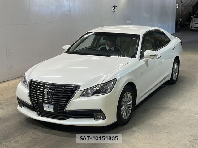Toyota CROWN 2013 8937237-0