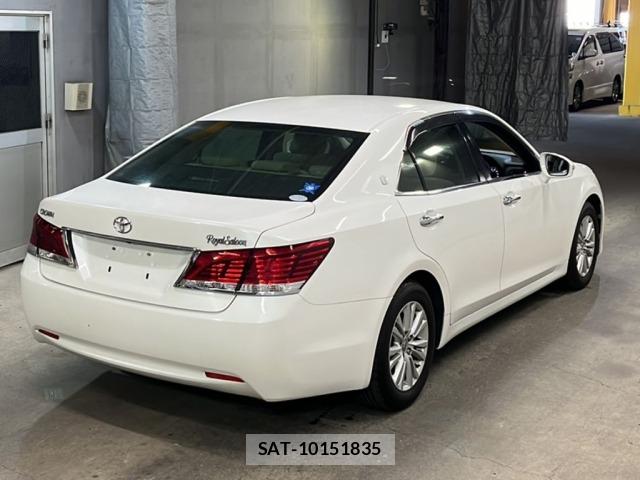 Toyota CROWN 2013 8937237-5