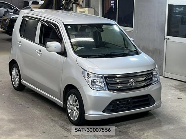 Suzuki WAGON R 2014 8920182-4