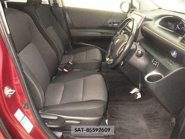 Toyota SIENTA 2019 8672300-5