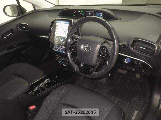 Toyota PRIUS PHV 2018 8954769-3
