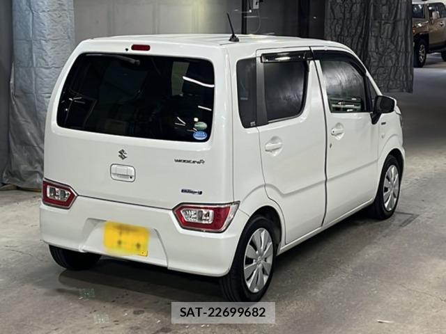 Suzuki WAGON R 2018 8920183-5