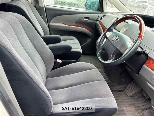Toyota ESTIMA 2009 8909045-7