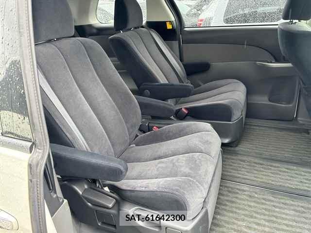 Toyota ESTIMA 2009 8909045-8