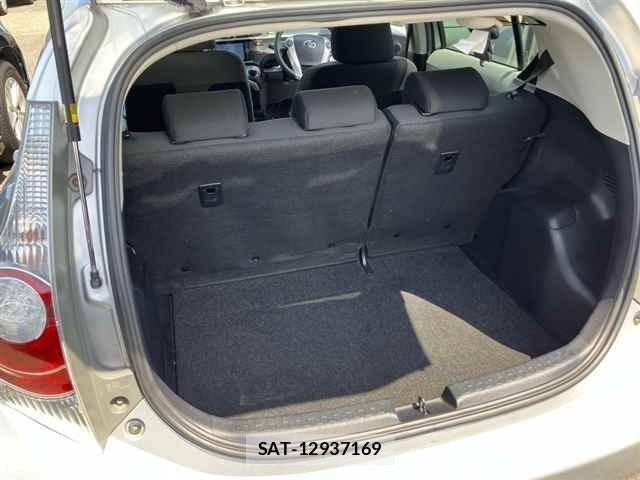 Toyota AQUA 2013 8705893-10