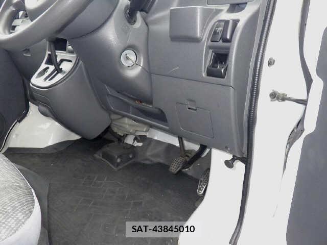 Daihatsu HIJET VAN 2007 8866930-6