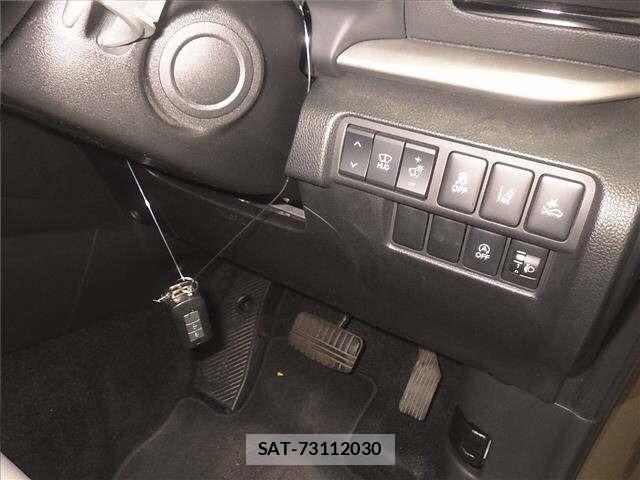 Mitsubishi ECLIPSE CROSS 2021 8718913-8