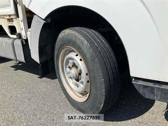 Nissan ATLAS 2015 8664023-9