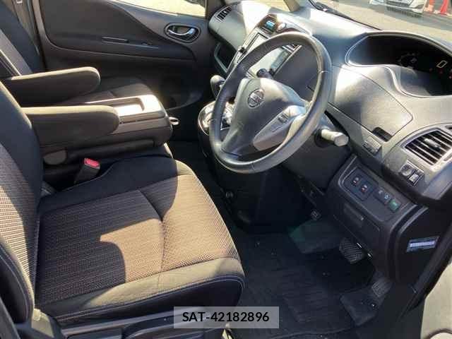 Nissan SERENA 2014 8717181-7