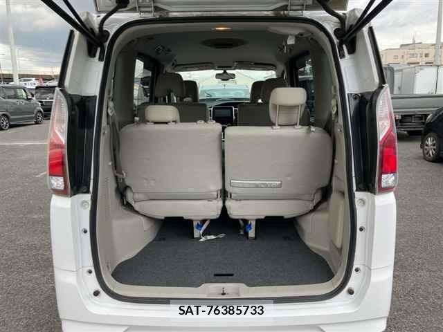 Nissan SERENA 2018 8717182-10