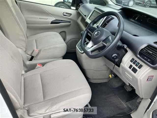 Nissan SERENA 2018 8717182-7