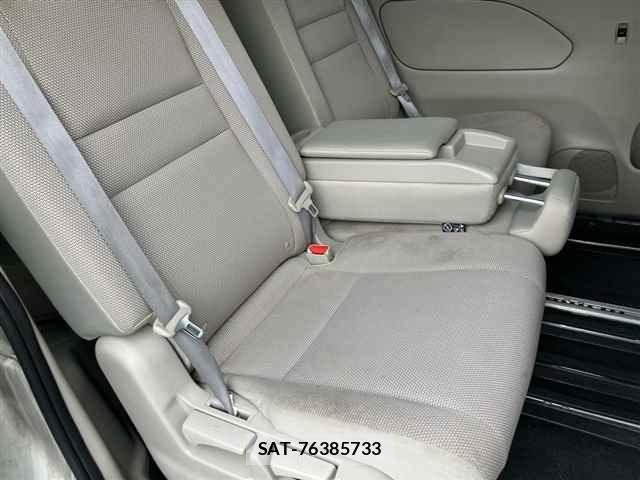 Nissan SERENA 2018 8717182-8