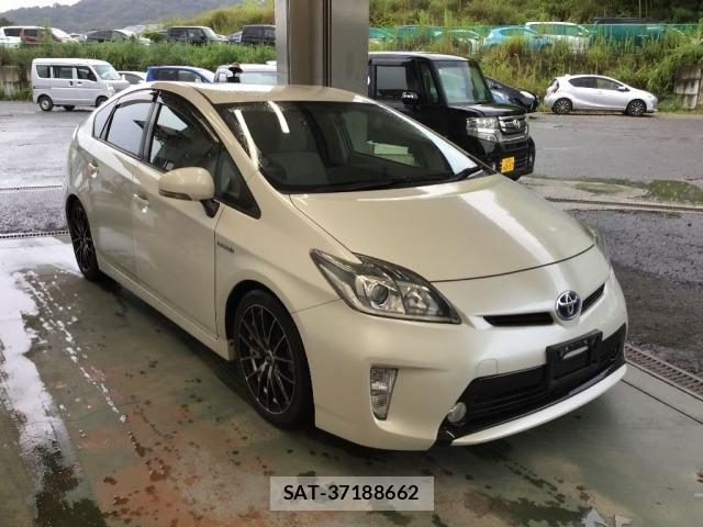 Toyota PRIUS 2015 8911392-3